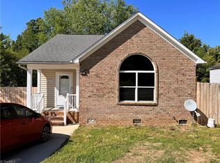 1427 E Commerce Ave, High Point, NC 27260