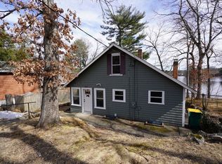 360 Oakridge Ave, North Attleboro, MA 02760