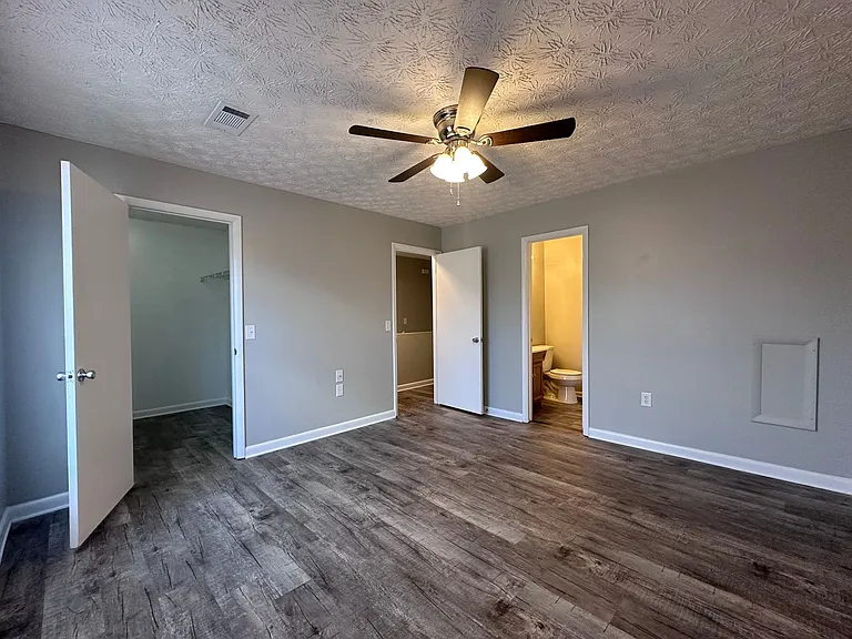 2021 N Sizer Ave #L — Photo 51