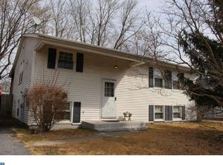 606 Postfield Rd, Newark, DE 19713