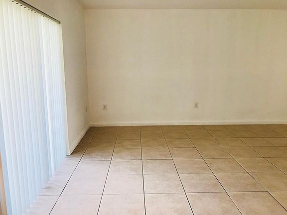 3rd image of 12890 NE 8th Ave