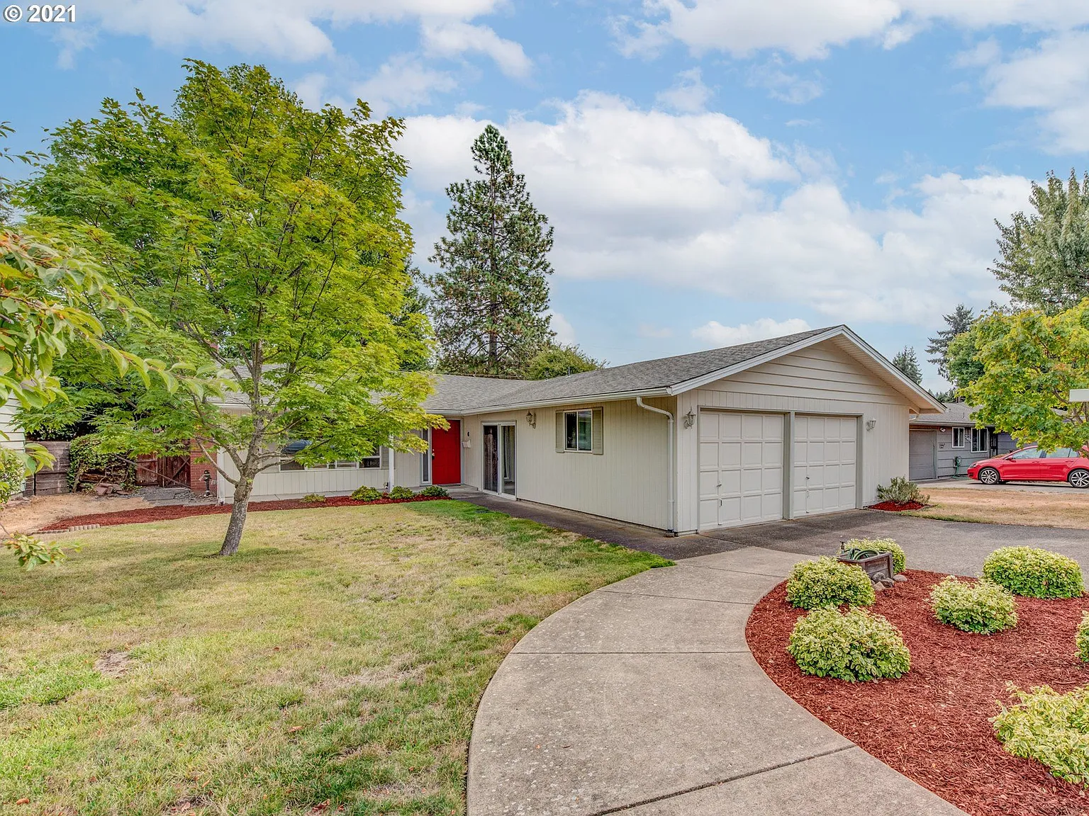 3475 High St photo 1