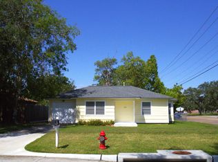 1117 Chevy Chase Dr, Angleton, TX 77515