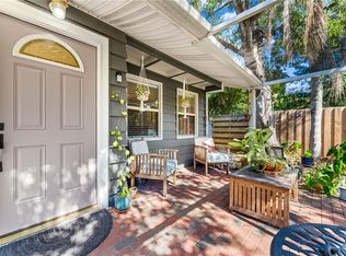 565 S Pelican Dr, Sarasota, FL 34237