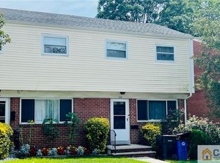 239 S 11th Ave, Highland Park, NJ 08904