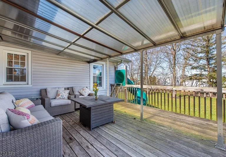 36 Old Rd — Photo 21
