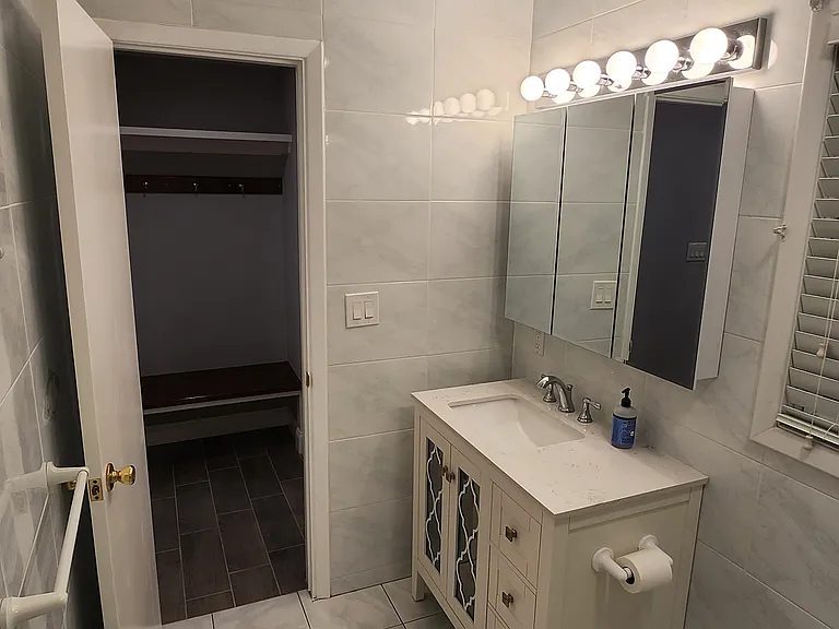 53 Willow Ave #1 — Photo 7