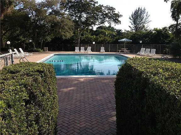 2nd image of 618 NW 13th St #360