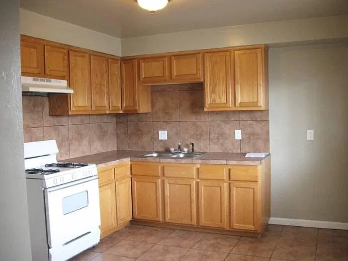 2 bed, 900 sqft, $2,300 — Photo 3