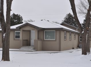 432 12th St, Burlington, CO 80807