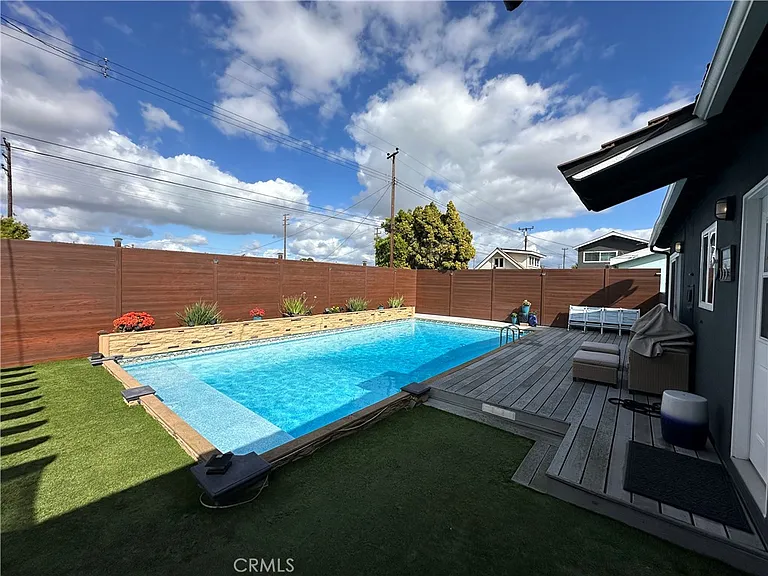 5311 Hendricksen Dr — Photo 26