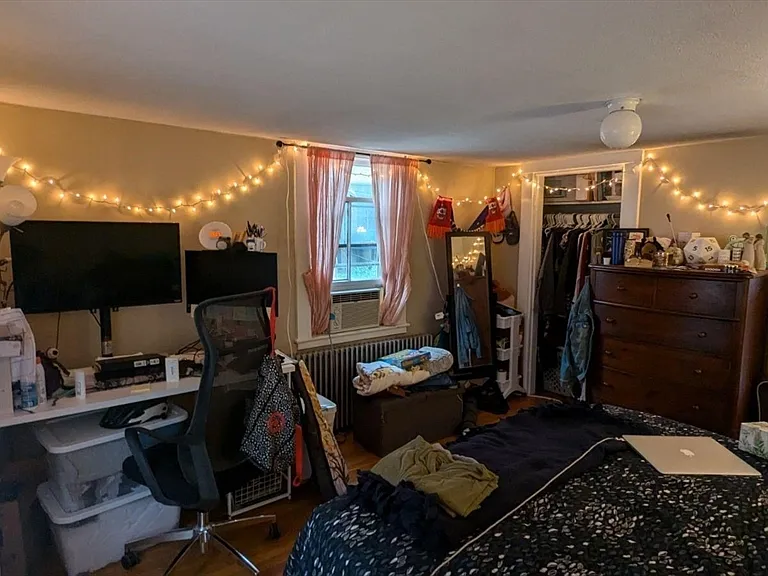 152 Kelton St #1 — Photo 9