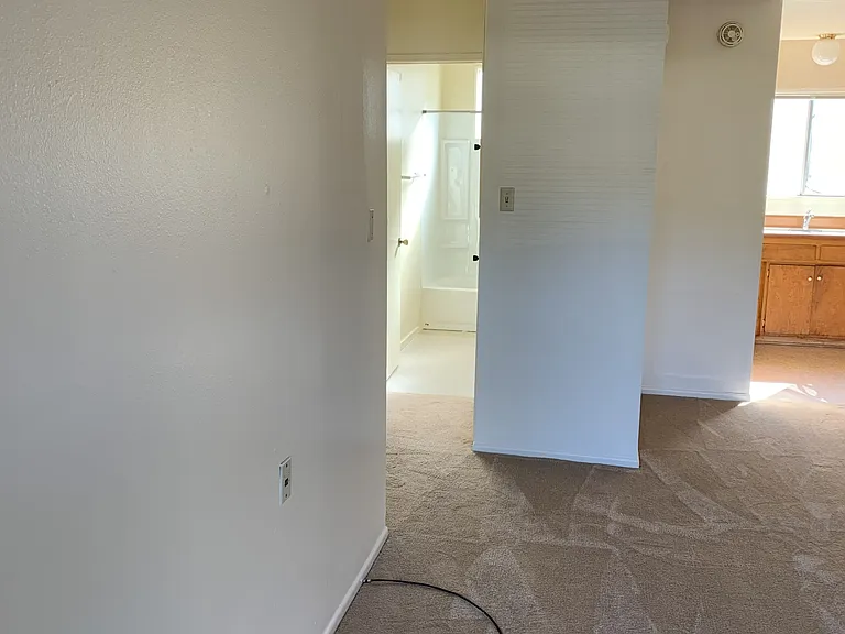 577 Couper Dr #5 — Photo 2