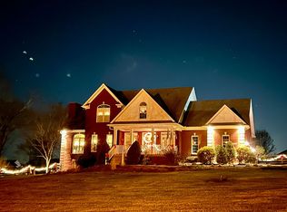 4704 N Ridge Dr, Crestwood, KY 40014