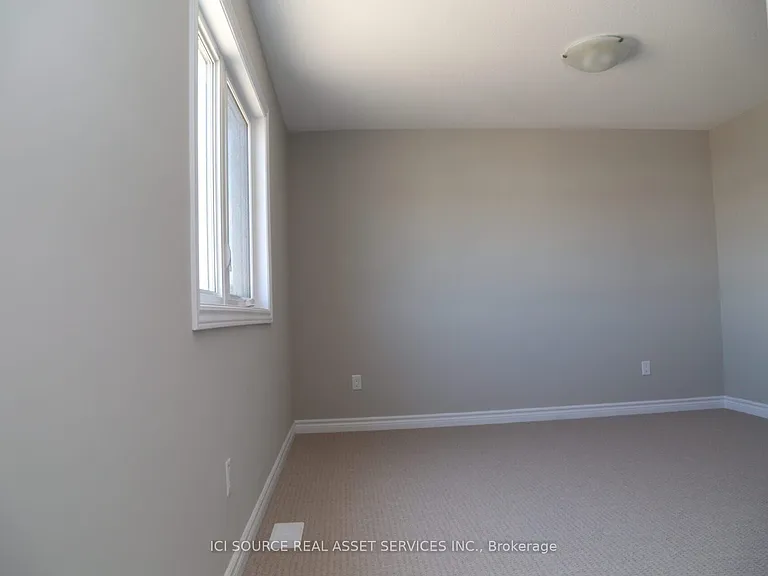 193 Kimpton Dr — Photo 14