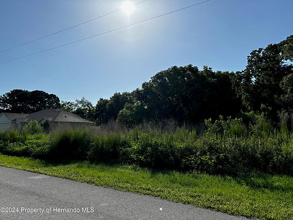 4th image of 9004 Beach Rd