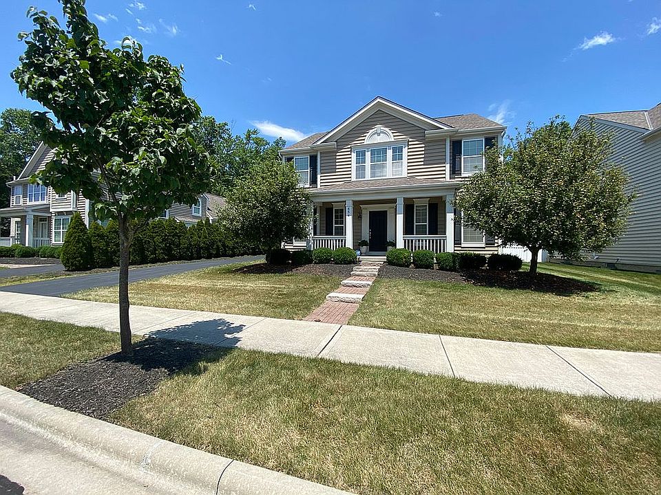 1st image of 654 Collier Dr