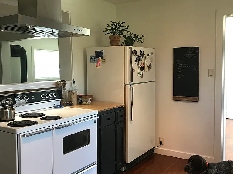 140 E Birch St — Photo 6