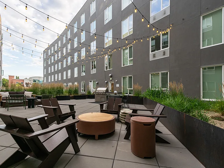 The Fowler Apartments — Photo 16