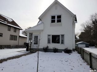 819 4th Ave S, Clinton, IA 52732