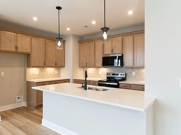 The Calabasas II C Kitchen