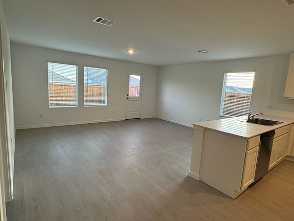 5th image of 14252 Bacton Rd