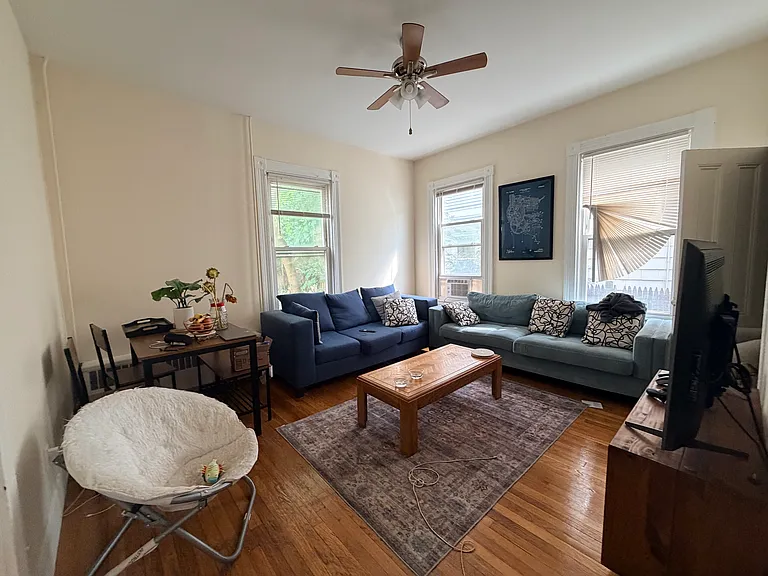 270 Norfolk St #1 — Photo 3