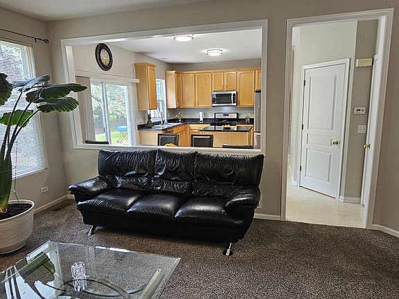 5th image of 14 Parkside Ct
