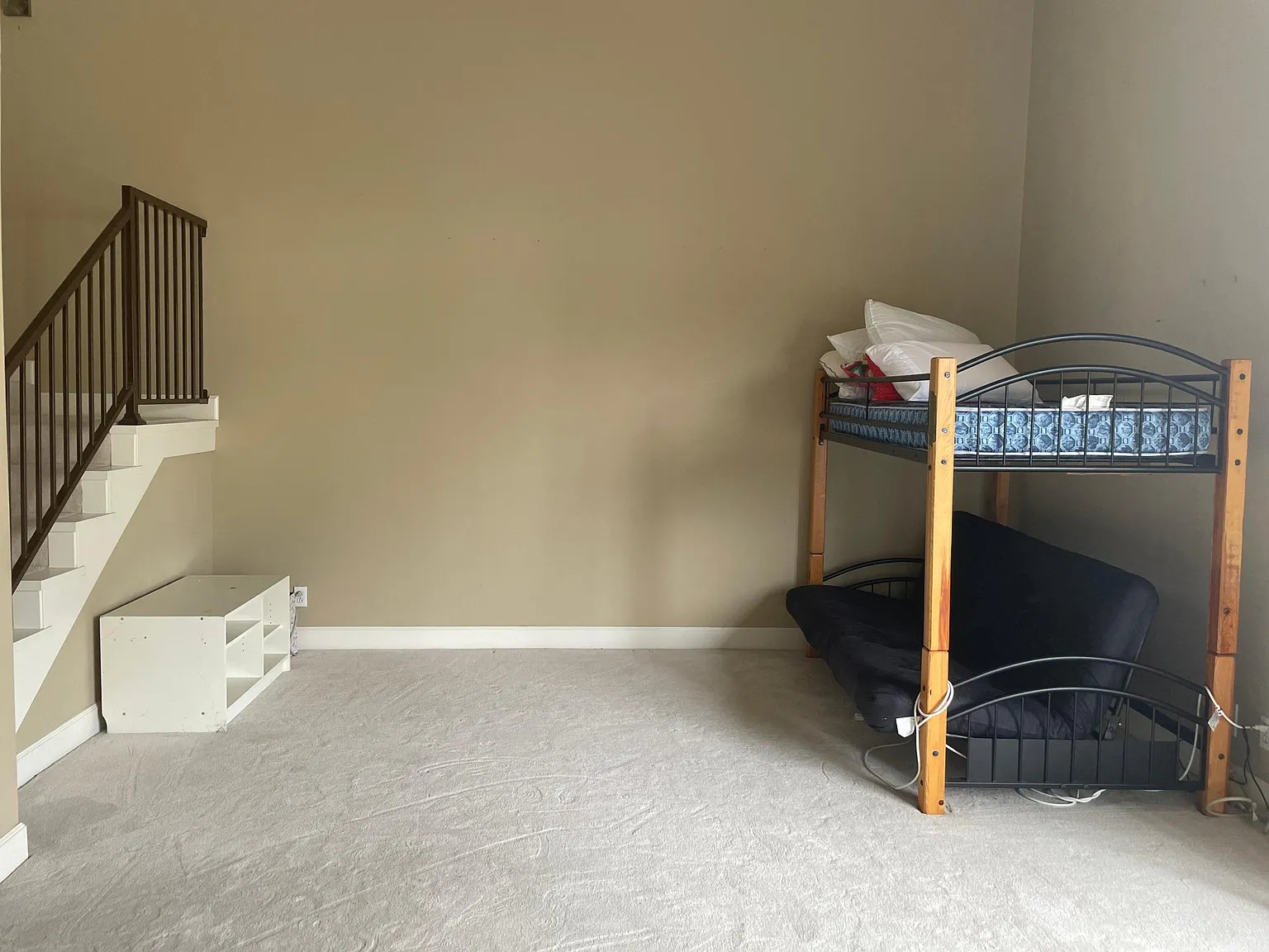 Studio, 726 sqft, $2,700 — Photo 3