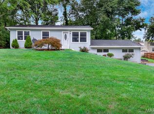 324 Westminster Dr, Saint Peters, MO 63376