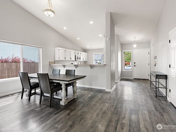 5th image of 15315 105th Avenue SE