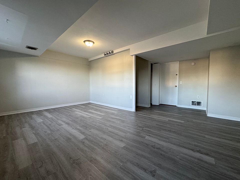 1st image of 783-11 Savin Park