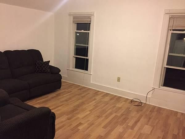 1st image of 132 N Main St #2
