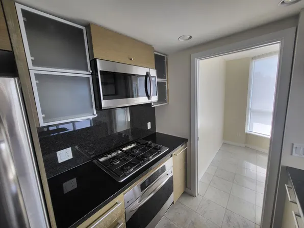 833 Seymour St #1509, Vancouver, BC V6B 0G4
