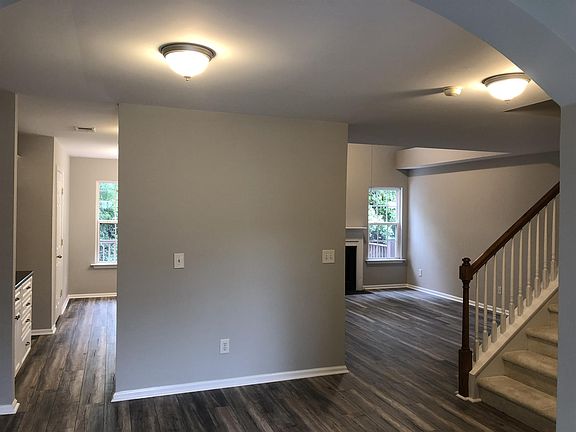 3rd image of 5805 Saint Charles Pl