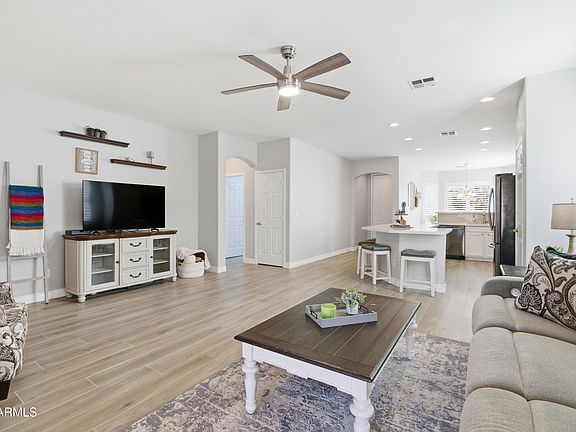 3rd image of 3836 S COACH HOUSE Drive