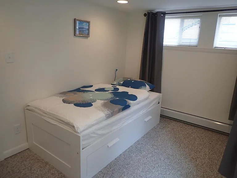1305 E Kearney St — Photo 5