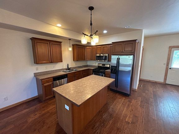 2nd image of 2379 Abbey Ct #1
