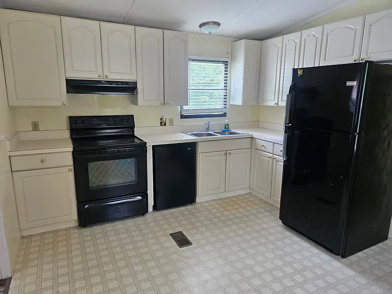 156 Lexie Ln — Photo 7