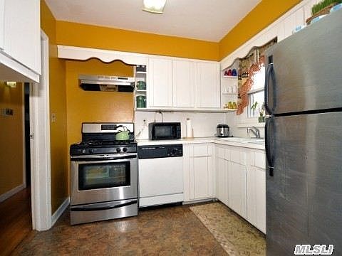 1st image of 304 Peninsula Blvd
