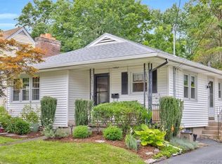 47 McKenzie St, Middletown, CT 06457