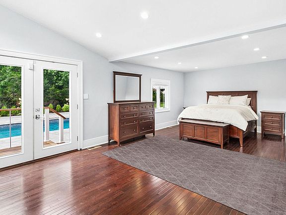 2nd image of 4-4 Fedak Ln