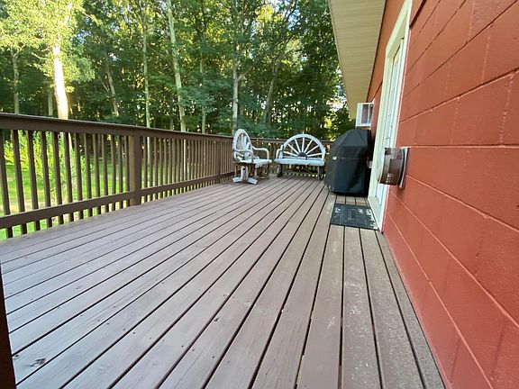 2nd image of 16A Fillmore Dr