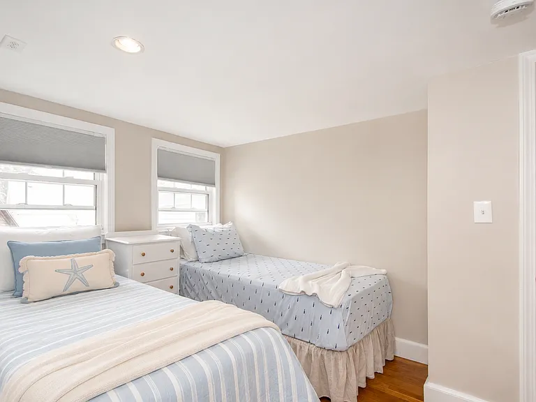 21 Elm Ct #21 — Photo 16