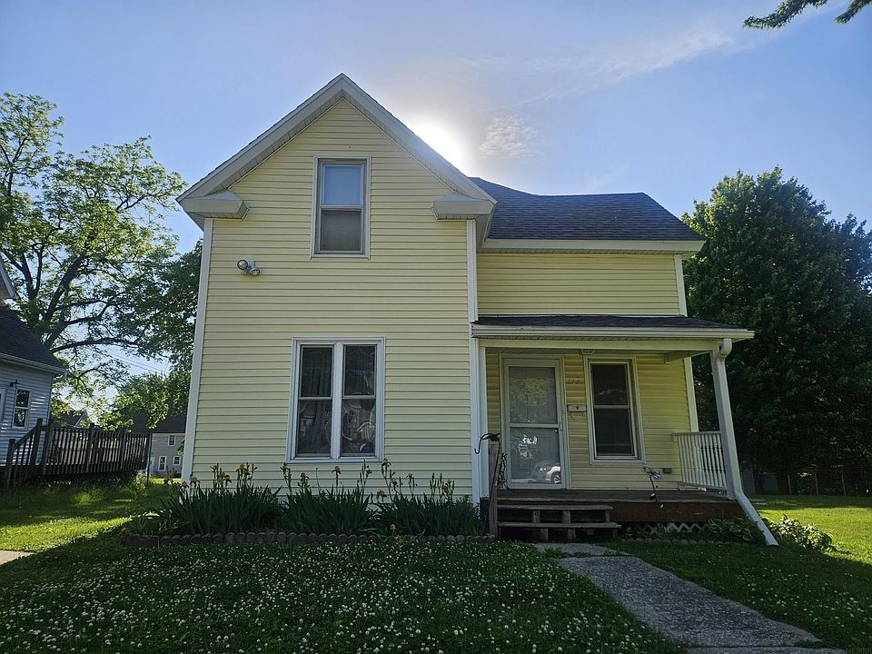 1st image of 124 6th Ave SE