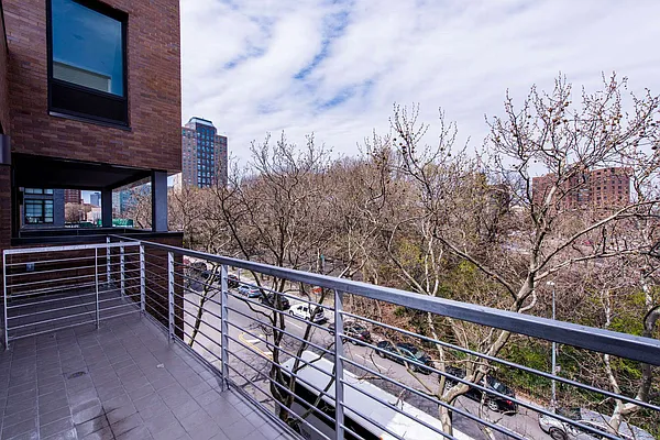 Rented by Nooklyn NYC LLC | media 74