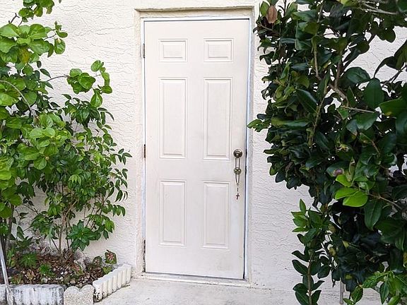 5th image of 135 Florida Park Dr