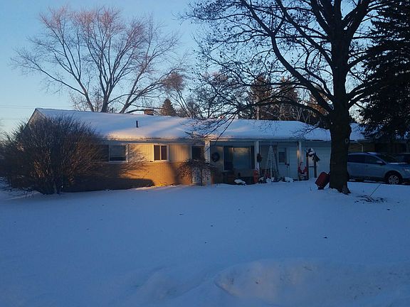 2nd image of 5017 Robert St