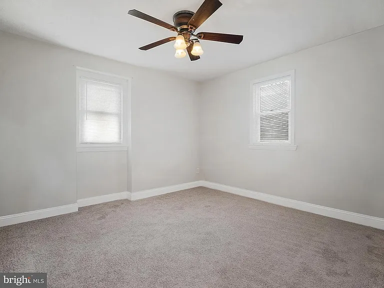 2569 Colebrooke Dr — Photo 4