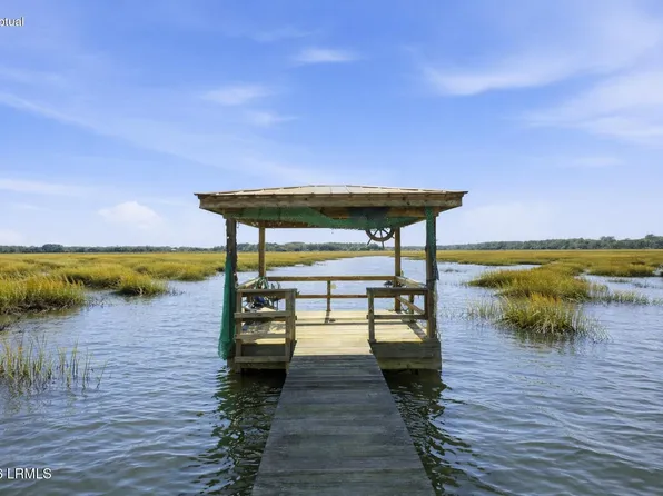 126 Stuart Point Rd, Seabrook, SC 29940